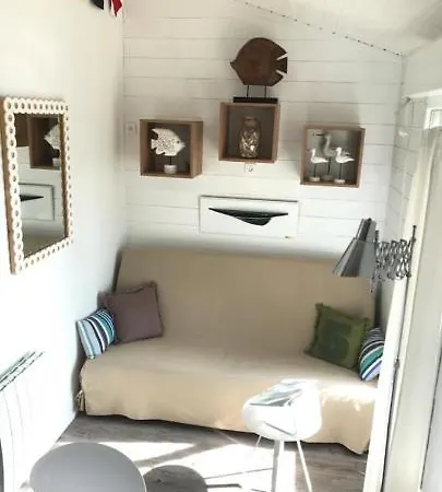 Chalet Au Domaine De La Forge Hotel *